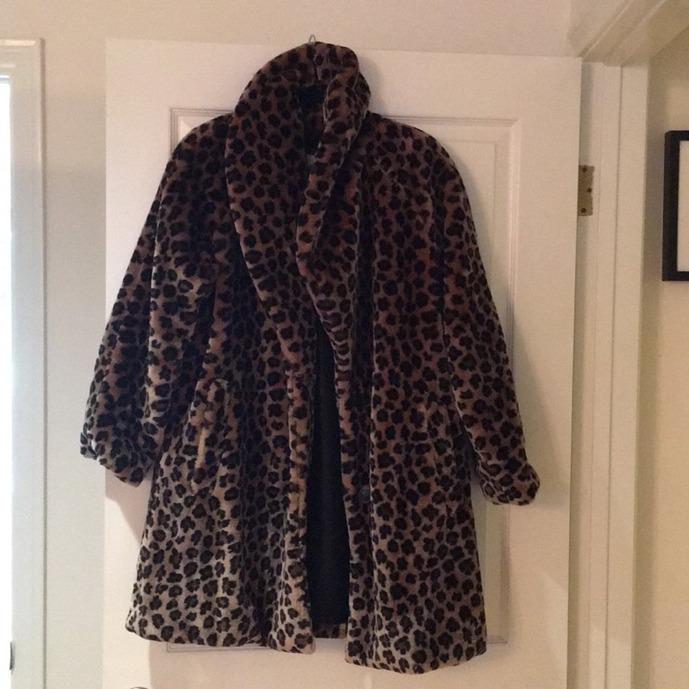 BCBG leopard jacket